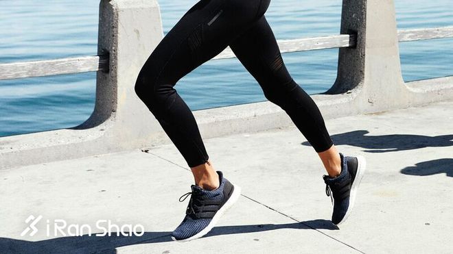 热点 | 跑鞋上脚图太土味？看看这些跑友怎么把鞋拍成"卖家秀"