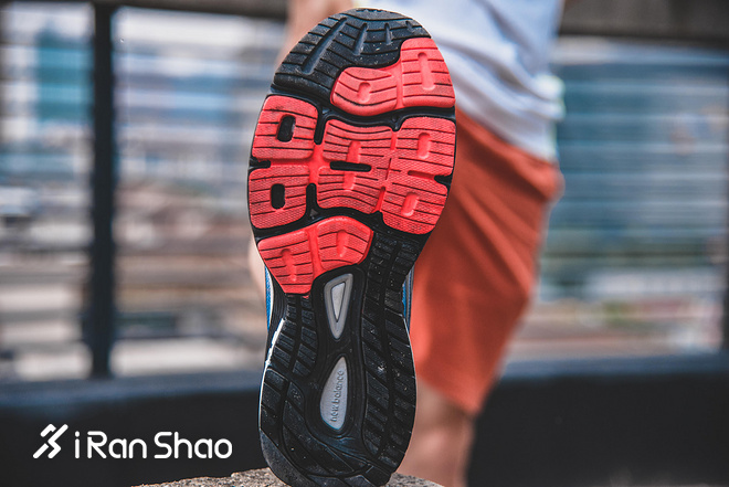 跑鞋 | 海派缓冲 New Balance 880V8上海版深度评测