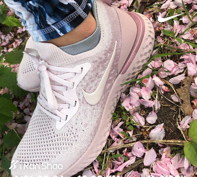 热点 | 跑鞋上脚图太土味？看看这些跑友怎么把鞋拍成"卖家秀"