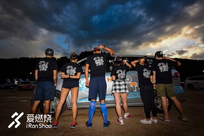 5个人1台车，24小时竟然只跑了180公里…