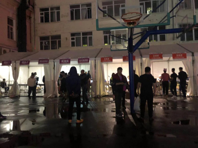 看完了豆角味的冲线，直播以外的哈尔滨马拉松什么样？