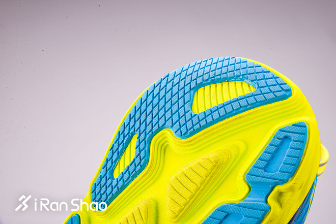 开箱丨HOKA ONE ONE Bondi 6 最强缓冲路跑鞋