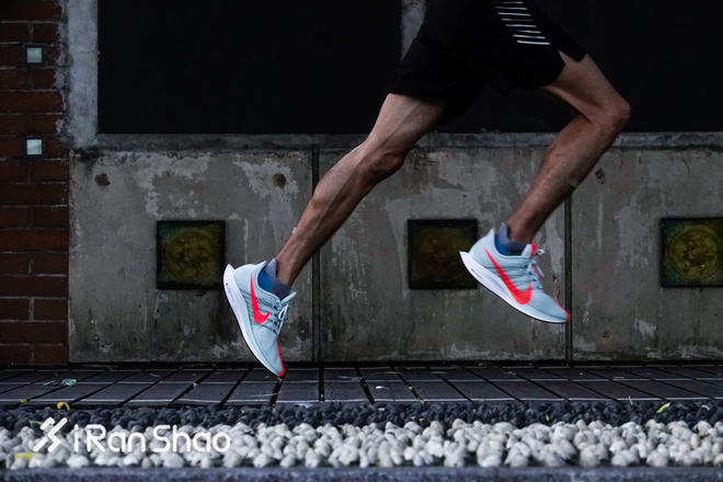 跑鞋 | Nike Zoom Pegasus 35 Turbo评测 满足普通跑者的速度幻想