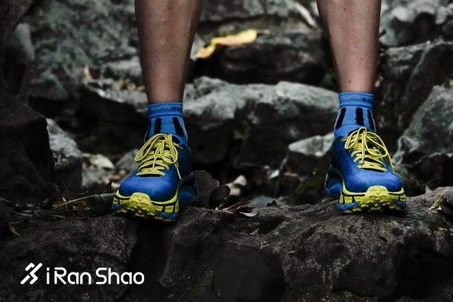 跑鞋丨HOKA ONE ONE Evo Mafate评测 极速缓冲