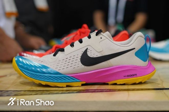 北马杭马报名倒计时 / 韩国归化黑人破亚洲纪录 / Nike鞋狗搬上大银幕