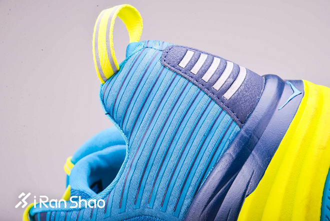 开箱丨HOKA ONE ONE Bondi 6 最强缓冲路跑鞋