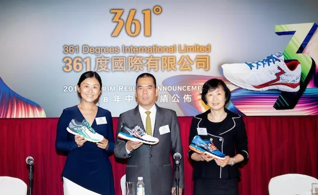 苏炳添9.92破亚运纪录 / 多布杰马拉松创历史 / 耐克发布4%升级版