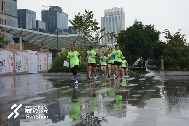 黄浦江上青春无限，风雨无阻海派战靴｜NBx 880v8上海限量版试穿体验记