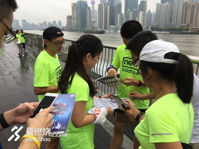 黄浦江上青春无限，风雨无阻海派战靴｜NBx 880v8上海限量版试穿体验记