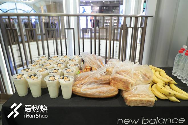 黄浦江上青春无限，风雨无阻海派战靴｜NBx 880v8上海限量版试穿体验记