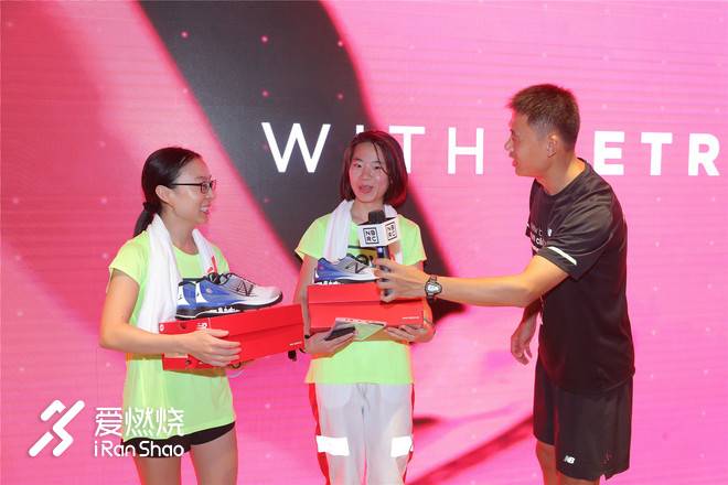 黄浦江上青春无限，风雨无阻海派战靴｜NBx 880v8上海限量版试穿体验记