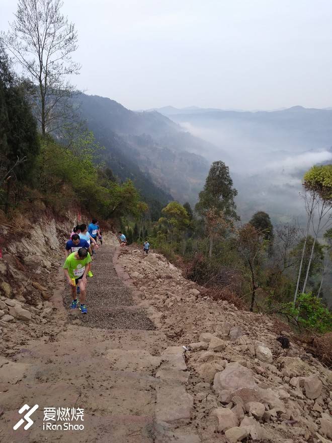 《神奇四瘸》 ：乌合之众，天感地动