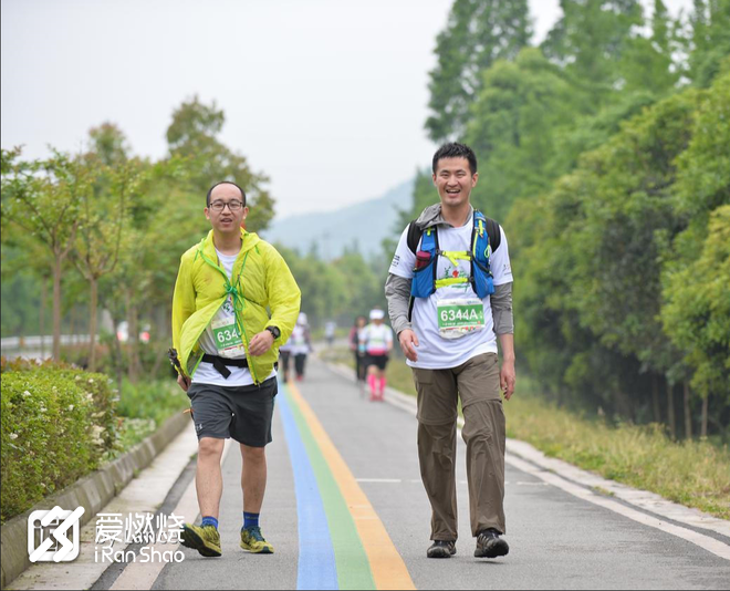 《神奇四瘸》 ：乌合之众，天感地动