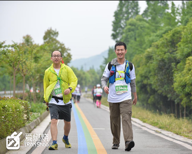 《神奇四瘸》 ：乌合之众，天感地动