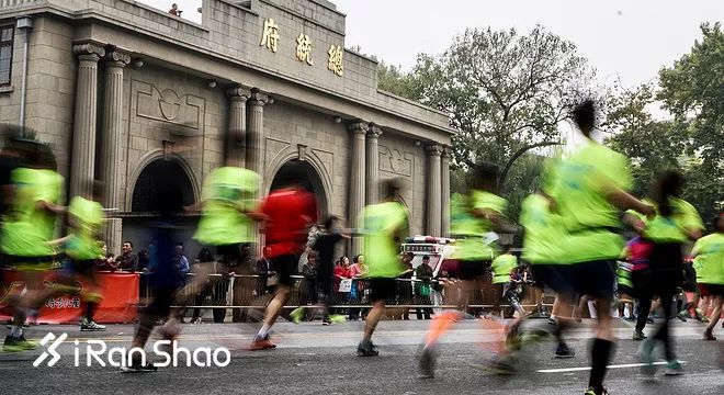 柏林的世界纪录们 / 北马的首个肯尼亚冠军 / 安踏要收购Salomon了？