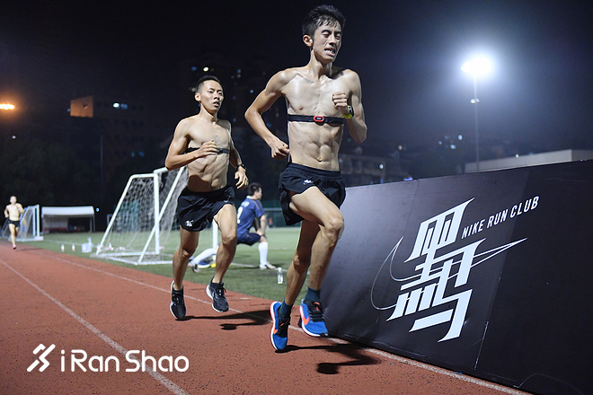 知乎问答 | Nike zoom streak lt 4 好还是 streak 6 好？