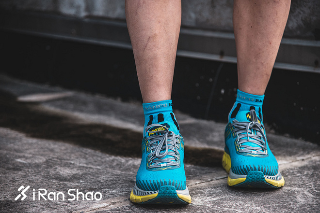 跑鞋丨极致慢跑鞋 HOKA ONE ONE Clifton 5深度评测