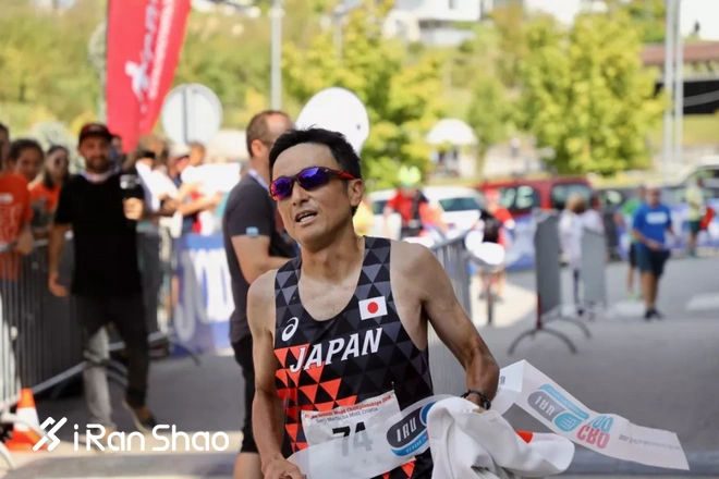 北马新增防作弊手环 / 莫法拉大北跑五连胜 / 光一只脚完成3000米障碍赛，还夺冠了