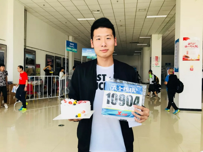 “养元·六个核桃”2018衡水湖国际马拉松赛盛大开跑