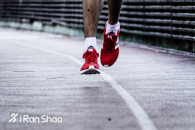 跑鞋 | 功能+颜值：2018 adidas adizero adios 3 北马限定款