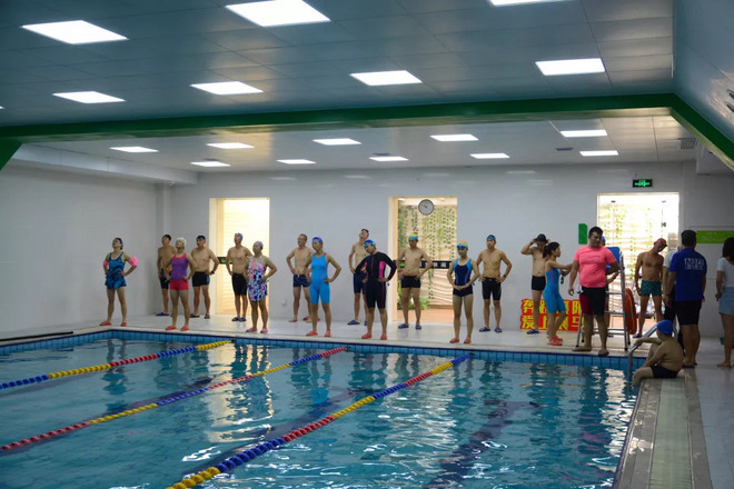 襄马官方训练营第三期成功开营  训练营新玩法？水上拔河最过瘾