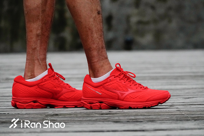 跑鞋 | Mizuno 美津浓 Wave Rider 22 生生不息的全民跑鞋