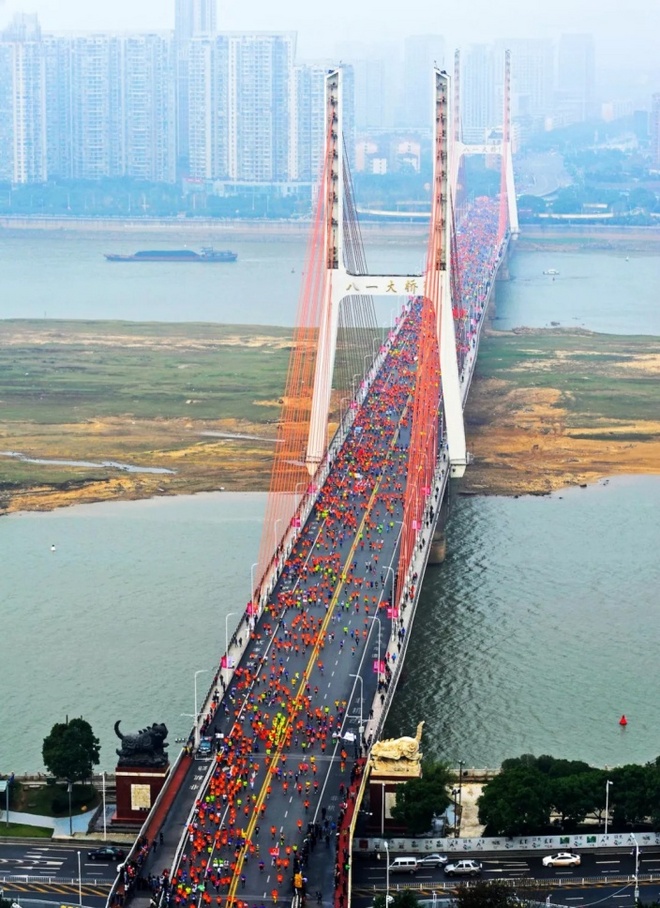 奔跑中国跑进新时代，2018南昌国际马拉松将改革进行到底