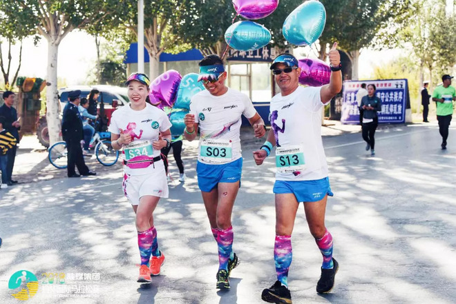 现场 | 从沙漠跑向绿洲，2018陕煤集团榆林国际马拉松赛圆满落幕