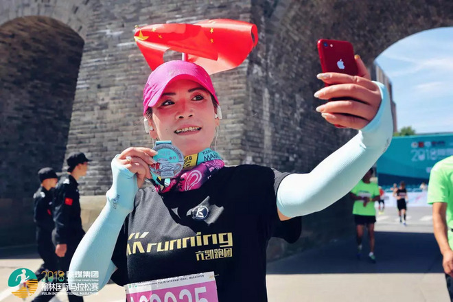 现场 | 从沙漠跑向绿洲，2018陕煤集团榆林国际马拉松赛圆满落幕