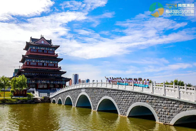 现场 | 从沙漠跑向绿洲，2018陕煤集团榆林国际马拉松赛圆满落幕