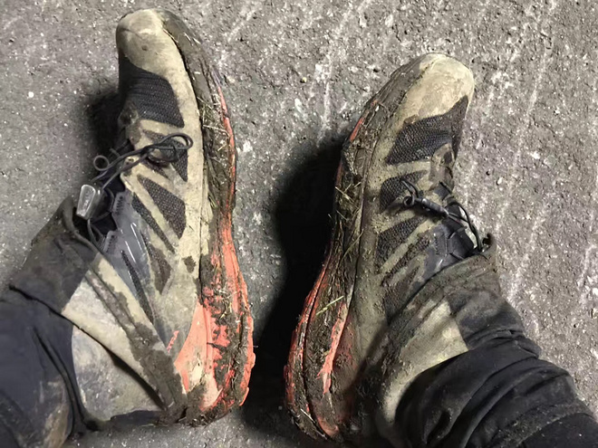 一副可能提高你完赛率的越野跑装备