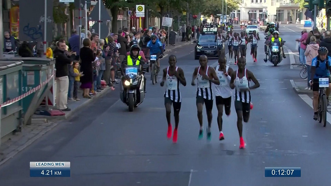 GOAT！基普乔格2:01:39柏林破世界纪录，人类进入2:01时代