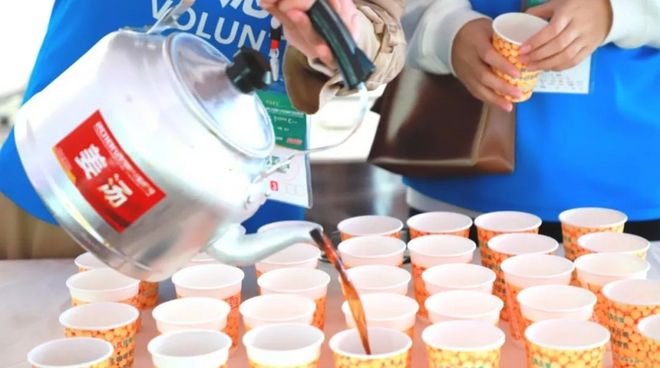 橘子洲头秋雨凉，激情赛事沸姜汤！圆满长马上演中国精神！