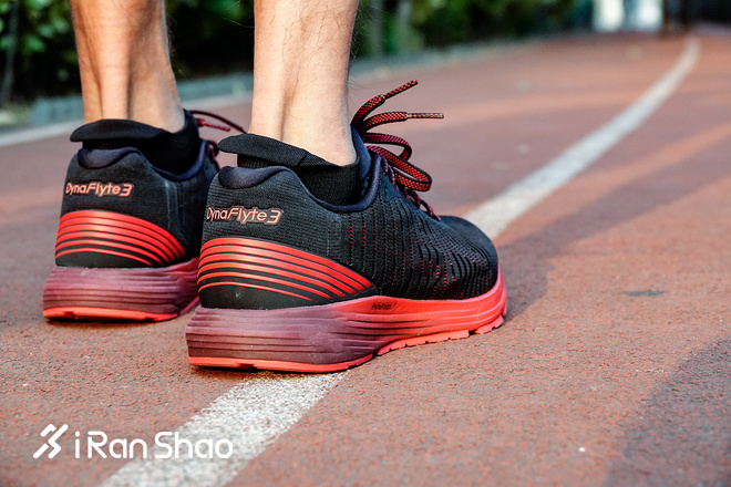 跑鞋 | 进击的DynaFlyte ASICS 亚瑟士 DynaFlyte 3评测