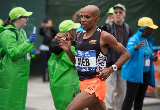 历史第七：芝加哥的神奇女侠 / 日本马拉松的胜利 / 贝克勒离世界纪录有多远？