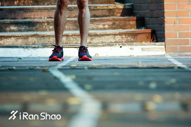 跑鞋 | 进击的DynaFlyte ASICS 亚瑟士 DynaFlyte 3评测