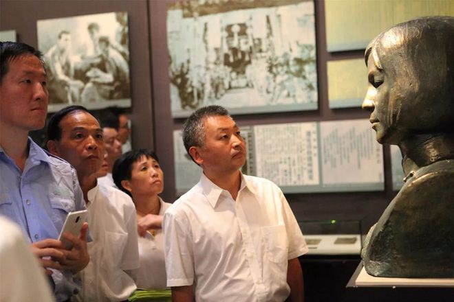 9·30烈士纪念日|2018英雄马以天下英雄城之名，缅怀英烈，致敬英雄！