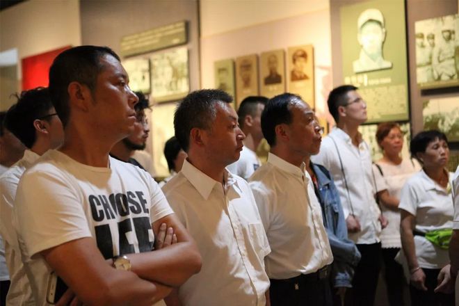 9·30烈士纪念日|2018英雄马以天下英雄城之名，缅怀英烈，致敬英雄！