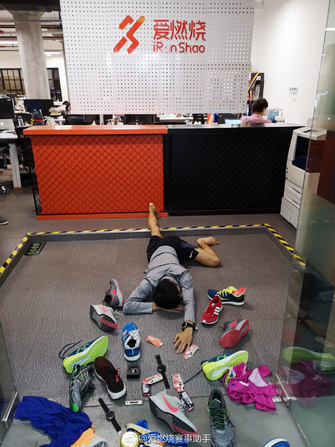 历史第七：芝加哥的神奇女侠 / 日本马拉松的胜利 / 贝克勒离世界纪录有多远？