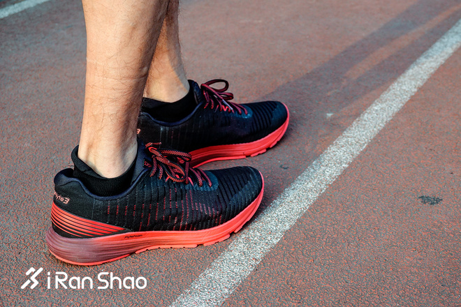 跑鞋 | 进击的DynaFlyte ASICS 亚瑟士 DynaFlyte 3评测