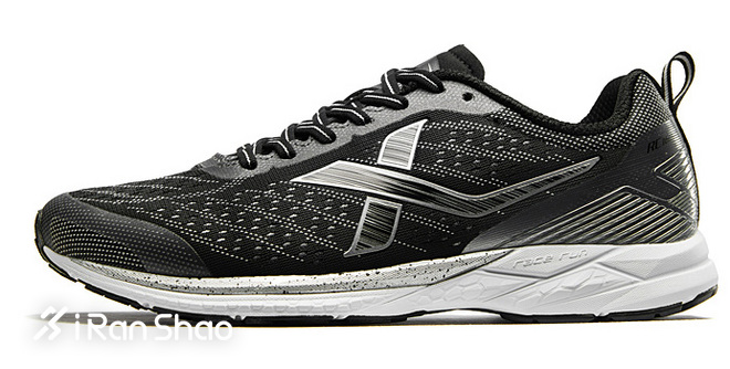 TOPX丨那些被忽视的国产口碑跑鞋