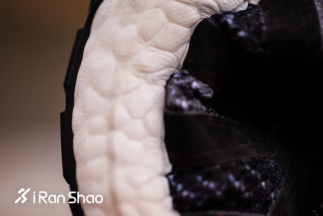 跑鞋 | 非典型BOOST adidas AM4 SHANGHAI深度评测