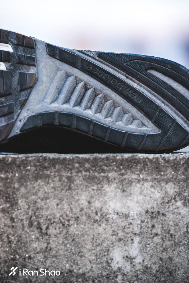 跑鞋 | 氮气再加速 New Balance FuelCell Impulse深度评测