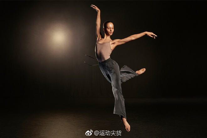 历史第七：芝加哥的神奇女侠 / 日本马拉松的胜利 / 贝克勒离世界纪录有多远？