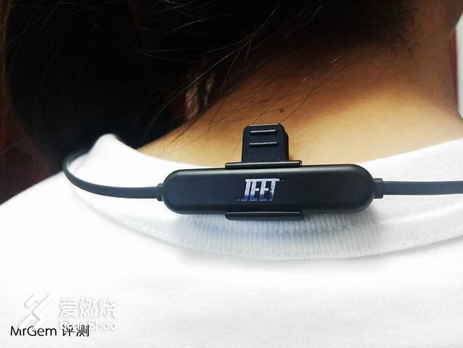 运动不装X，才能更实用——JEET W1S 发烧级运动蓝牙耳机体验•评测
