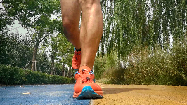 防滑耐磨的混合赛道利器，凯乐石飞翼PRO低帮跑山鞋