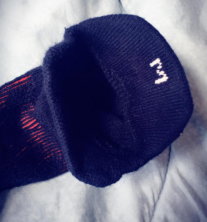 刚穿上感觉怪怪的，半天后就不想脱下来了，GEARLAB 3D压力五指袜评测