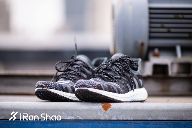 照顾好你的脚，三双缓冲跑鞋的全新较量