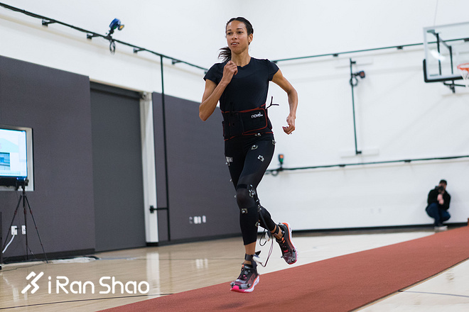 现场 | 在波特兰UA鞋类及研发中心，看HOVR Infinite发布实录