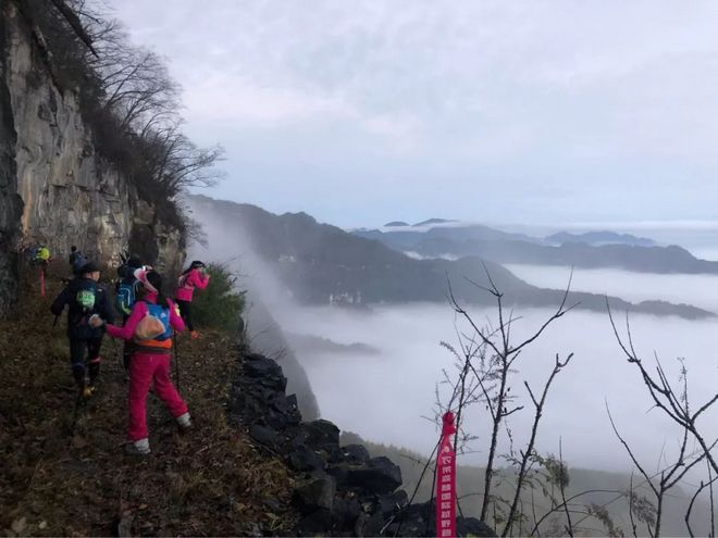 神农架画廊谷环线穿越记